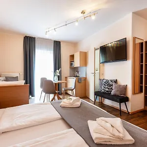 Gaestehaus Zehmerhof Bei Erding Affittacamere Walpertskirchen